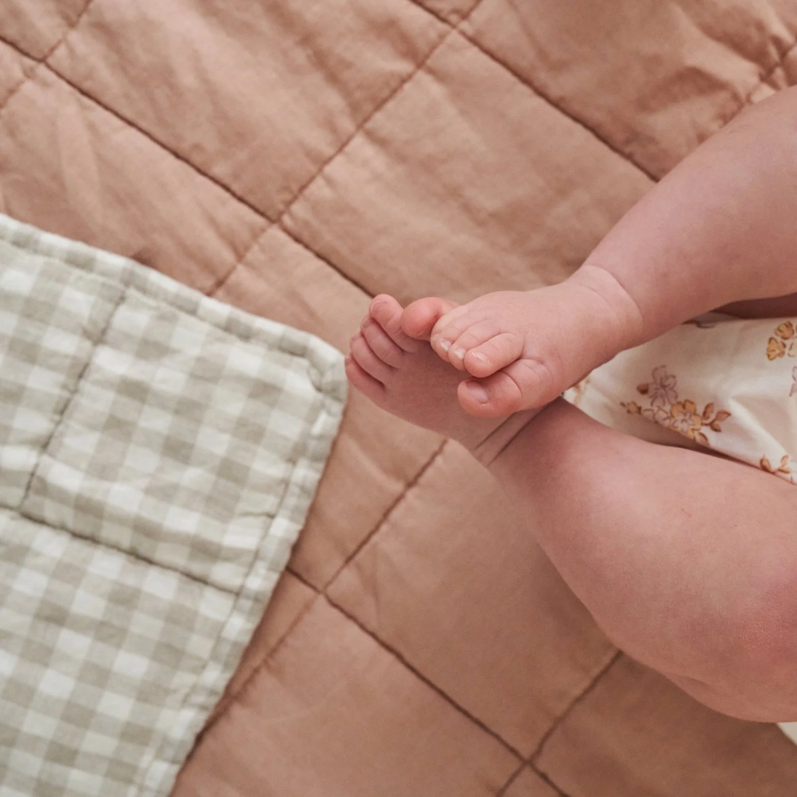 French Flax Linen Cot Quilt/Play Mat in Clay/Beige Gingham - Image 16