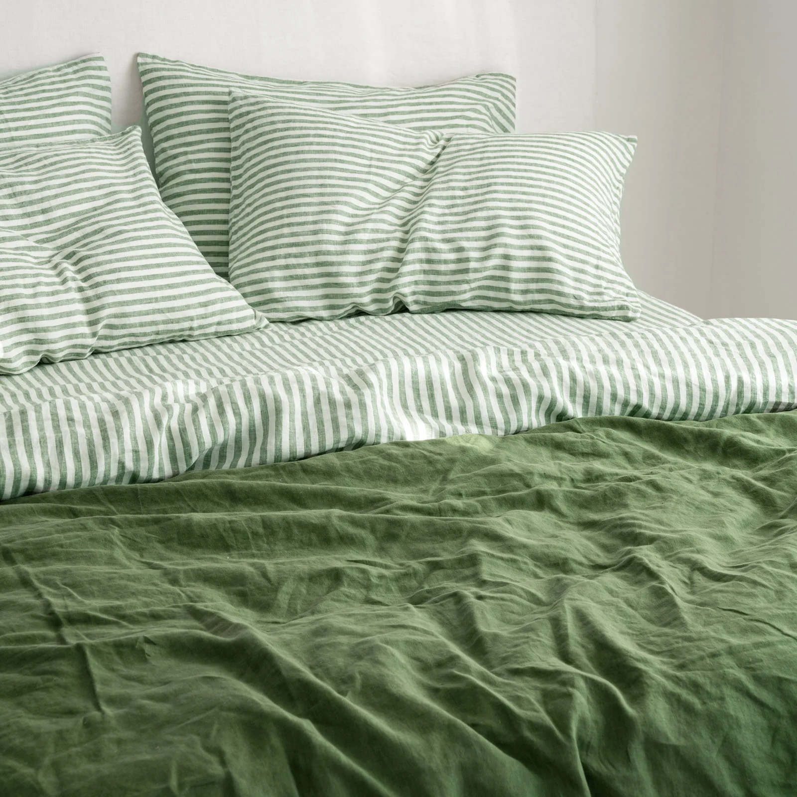 French Flax Linen Double Sided Quilt Cover in Ivy/Ivy Stripe - Image 7