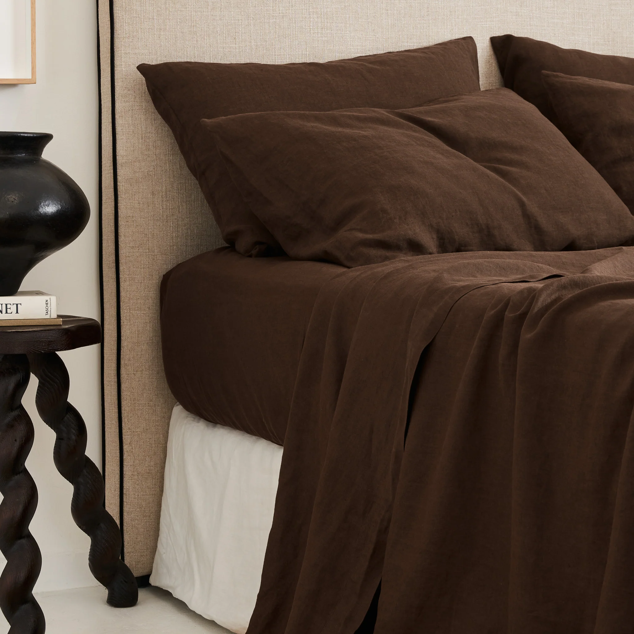 French Flax Linen Fitted Sheet in Chocolate - Image 6