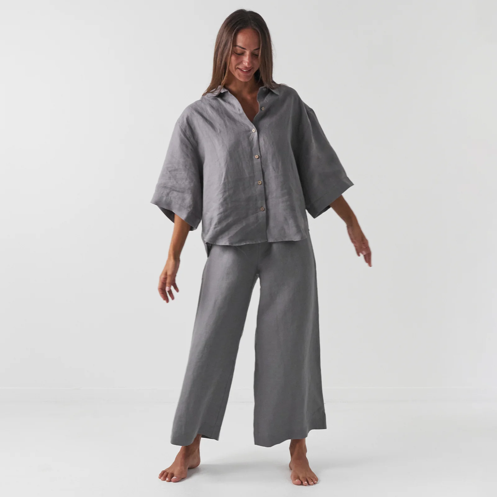 French Flax Linen Lounge Pant in Warm Grey - Image 3