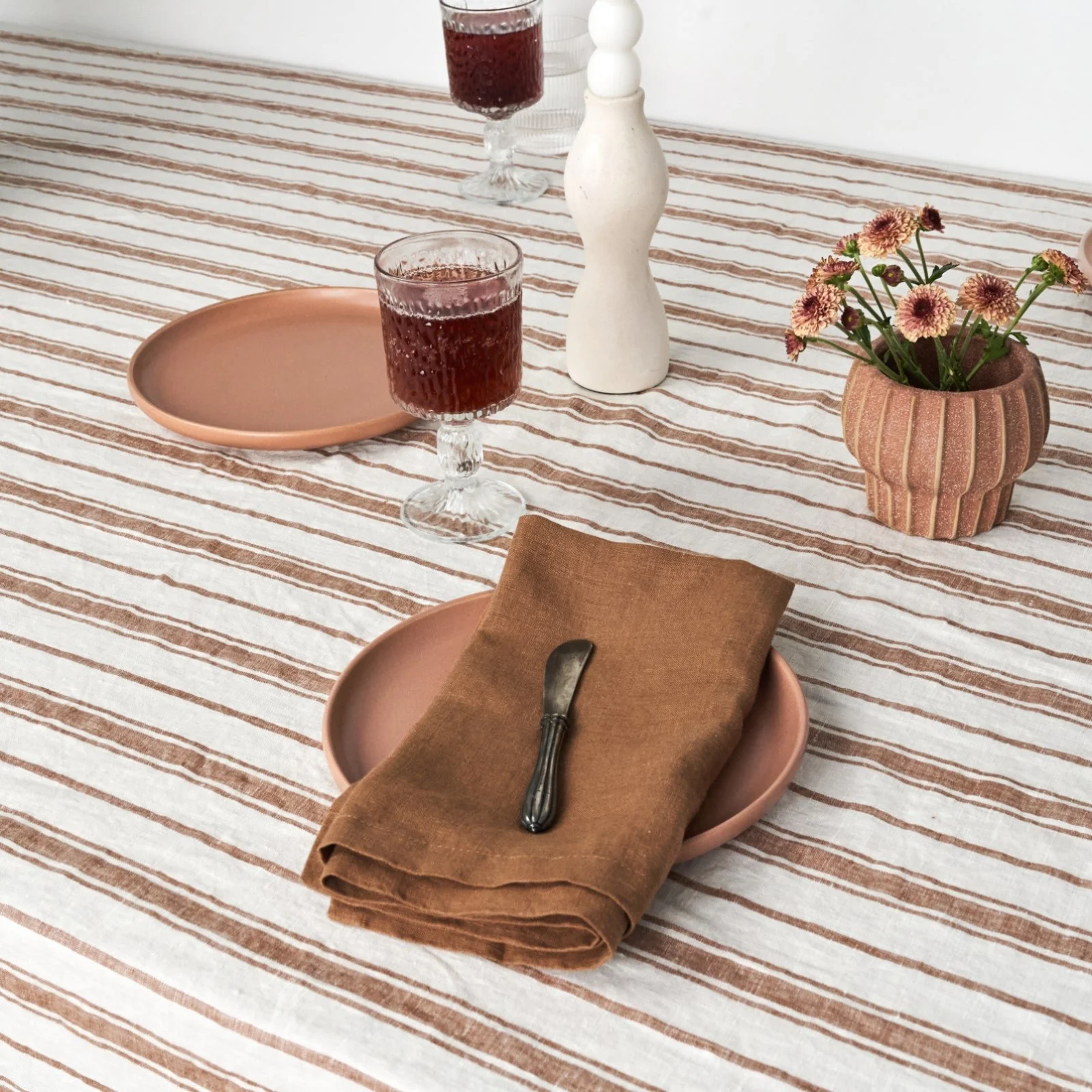 French Flax Linen Napkins (Set of 4) in Hazelnut - Image 7