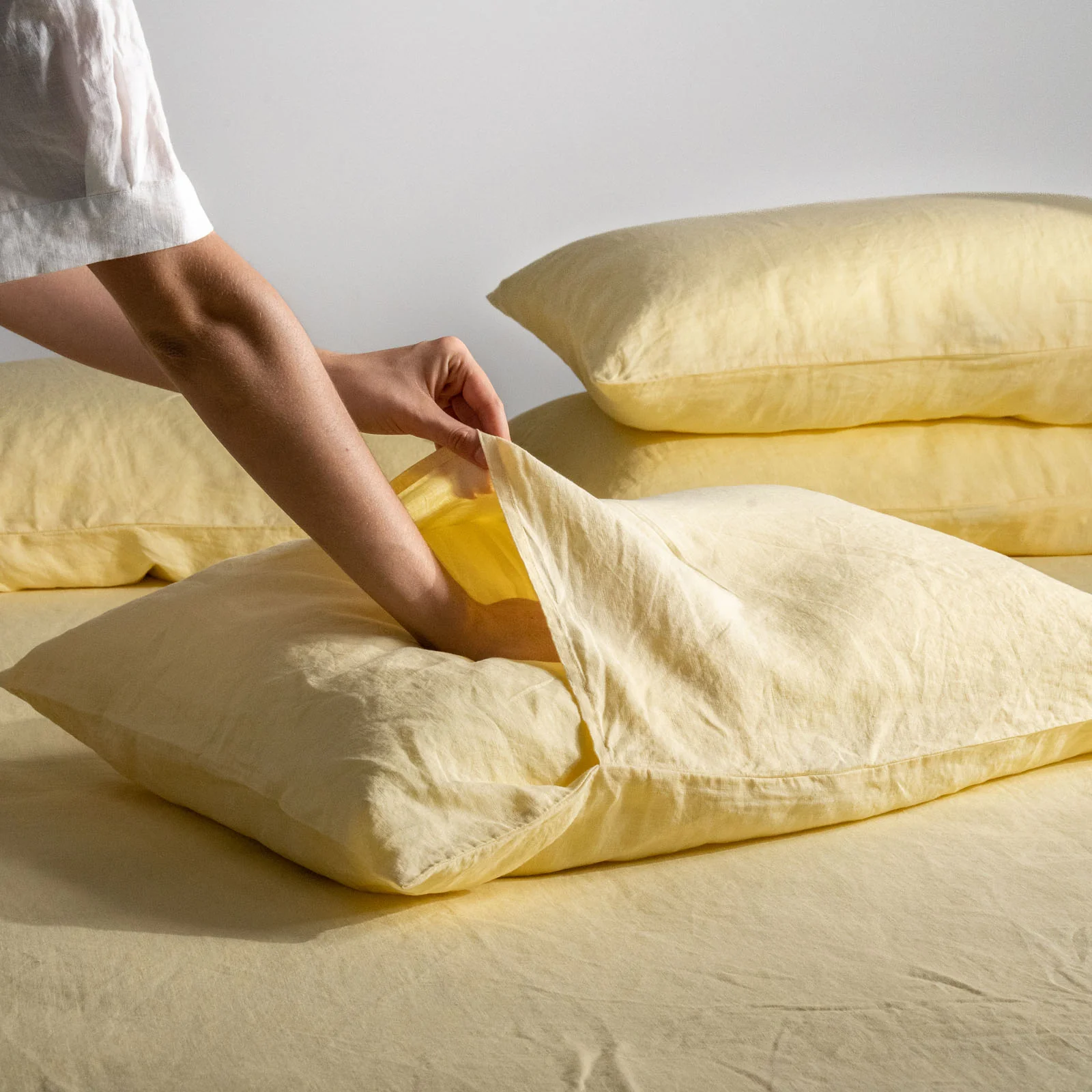 French Flax Linen Pillowcase Set in Daisy - Image 5