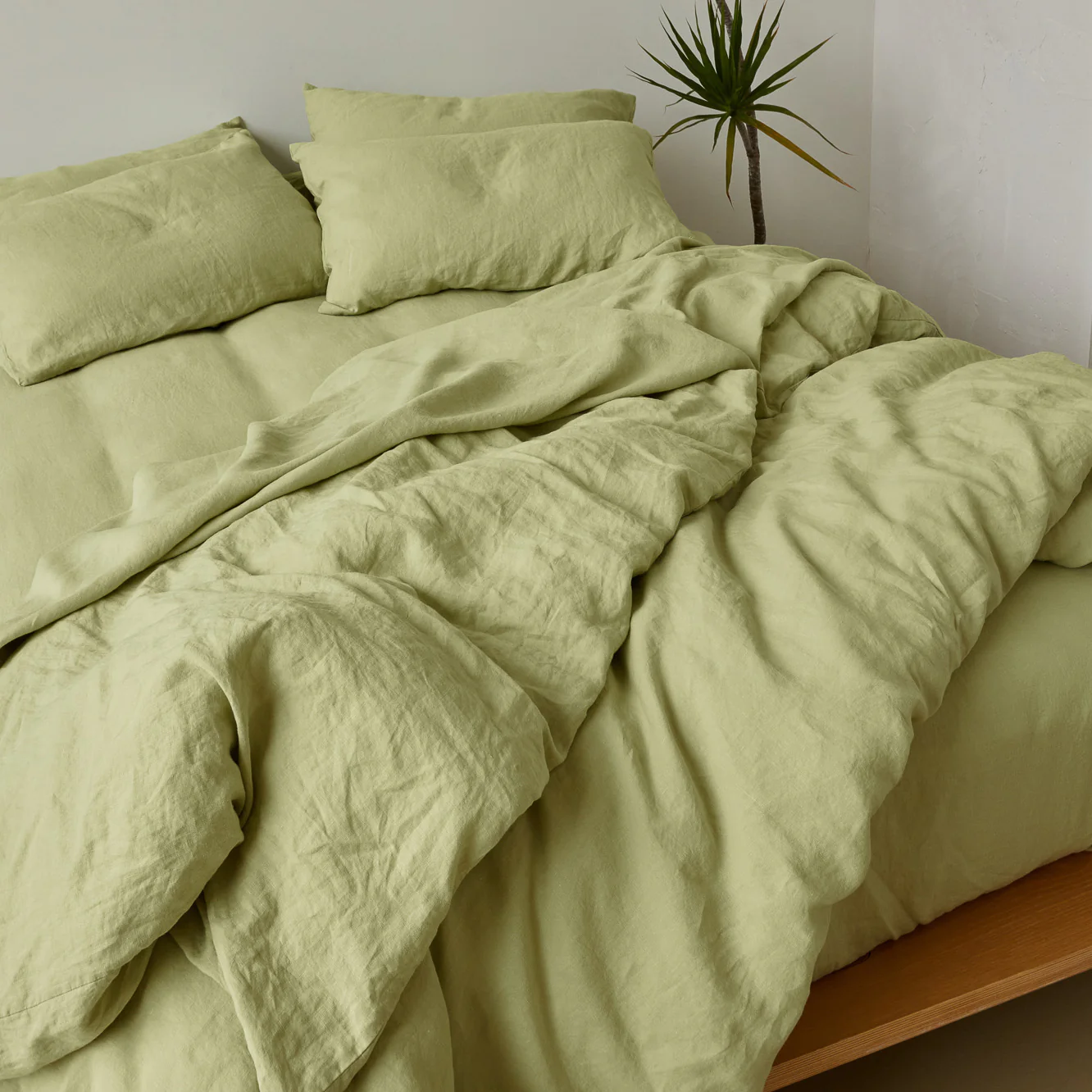 French Flax Linen Quilt Cover Set in Matcha - Image 9