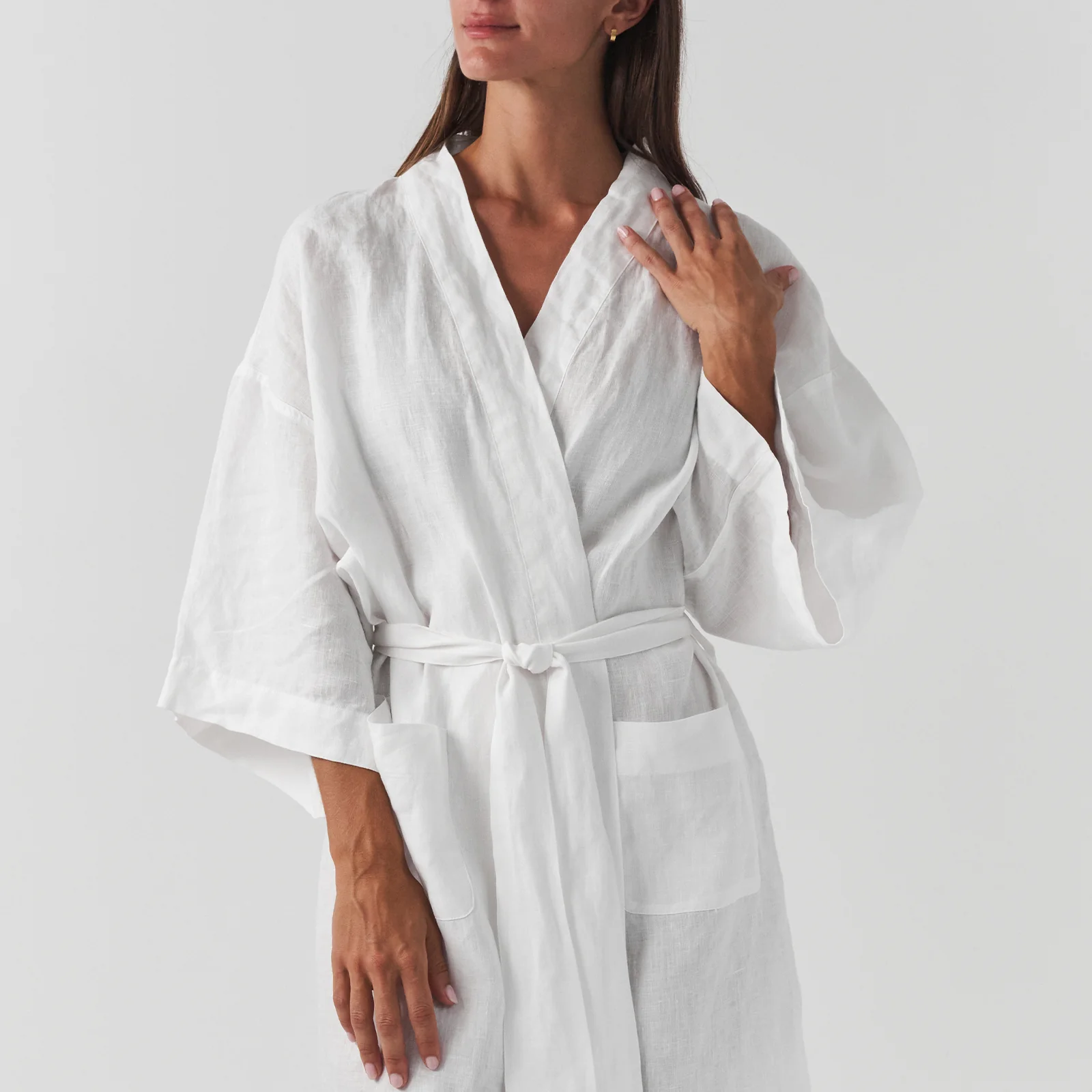 French Flax Linen Robe in White - Image 4