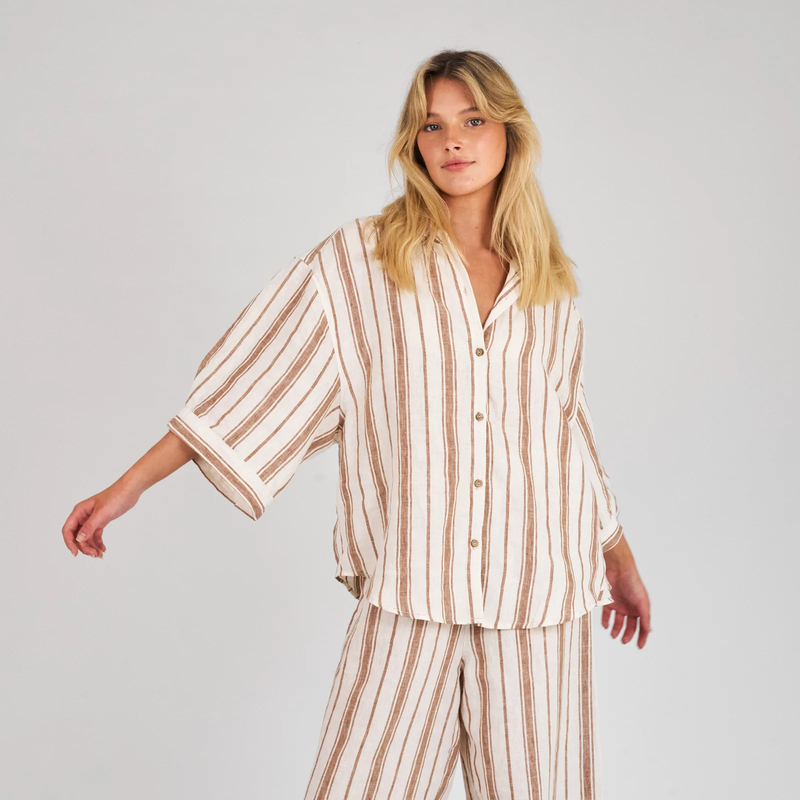 French Flax Linen Ruby Lounge Set in Hazelnut Stripe - Image 4
