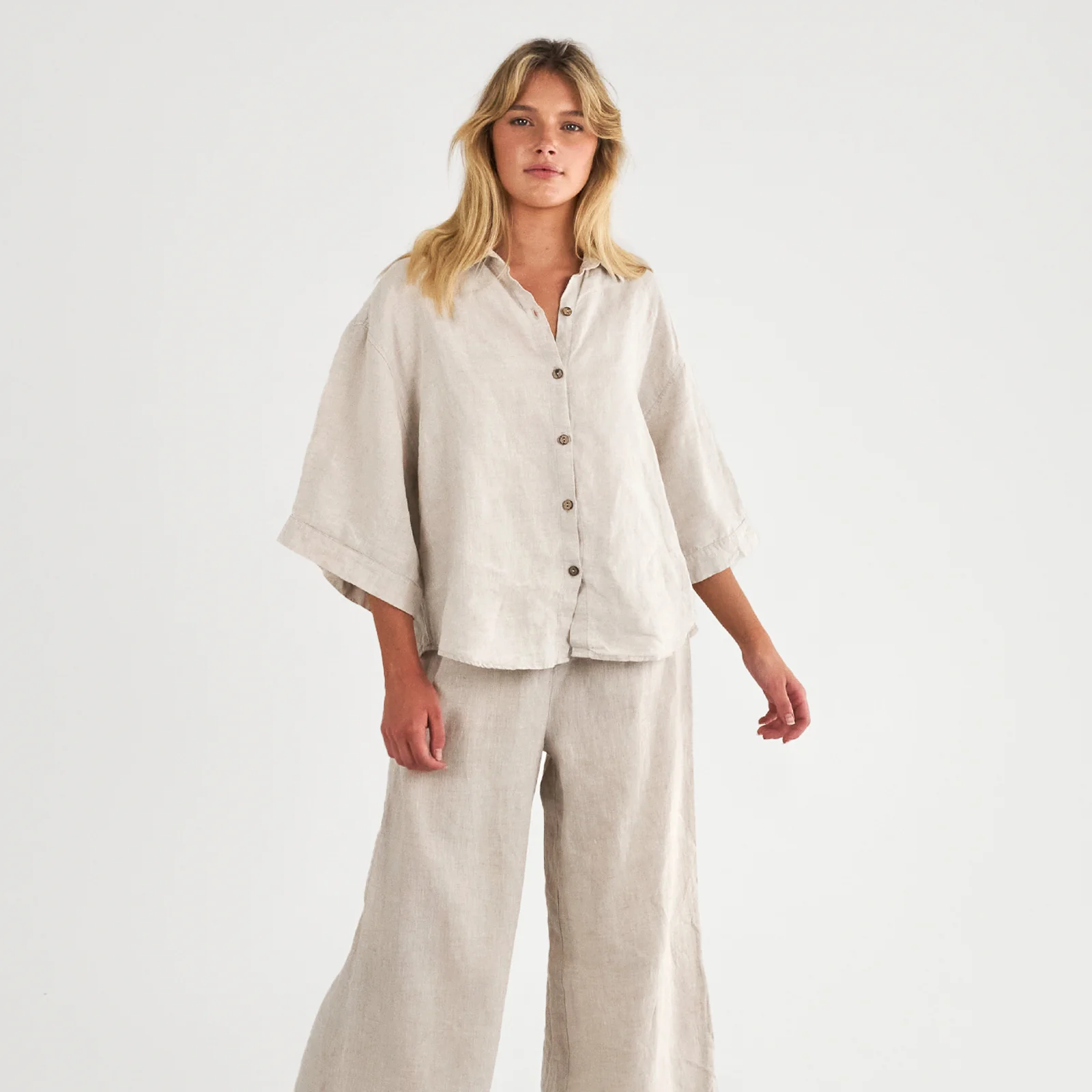 French Flax Linen Ruby Lounge Set in Natural