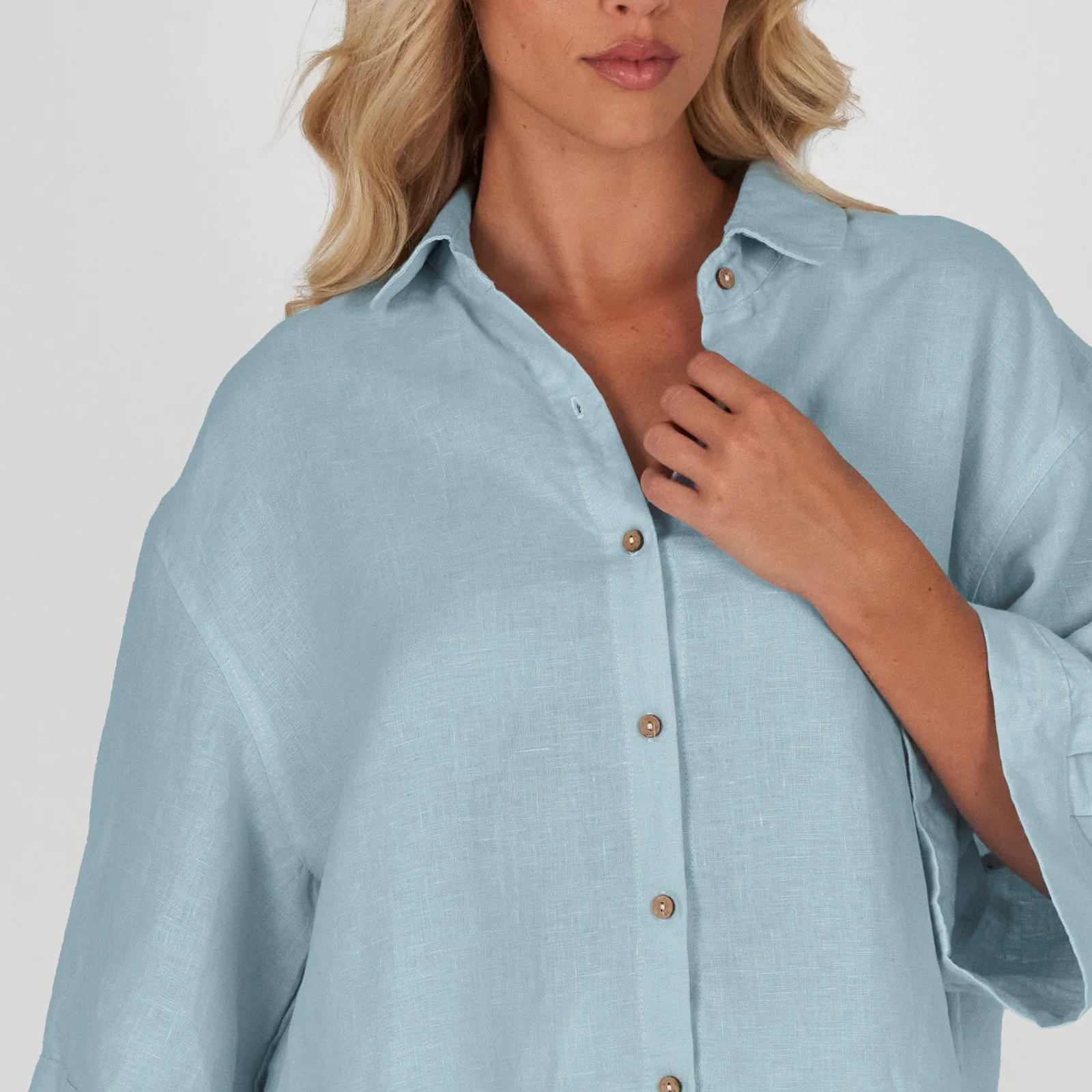 French Flax Linen Ruby Shirt in Sky Blue - Image 4