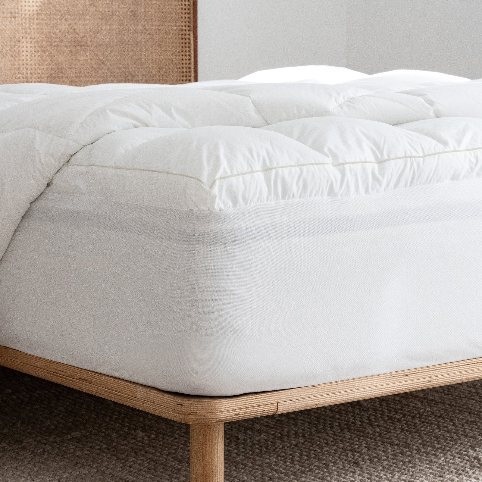 Hotel Cloud Collection™ Topper and Quilt Bundle - Image 7